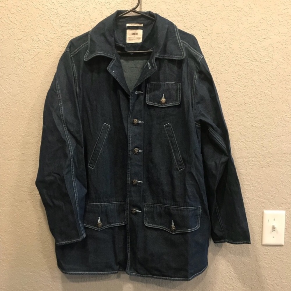 Urban Outfitters x Anna Sui Oversized Denim Jacket - Picture 2 of 7
